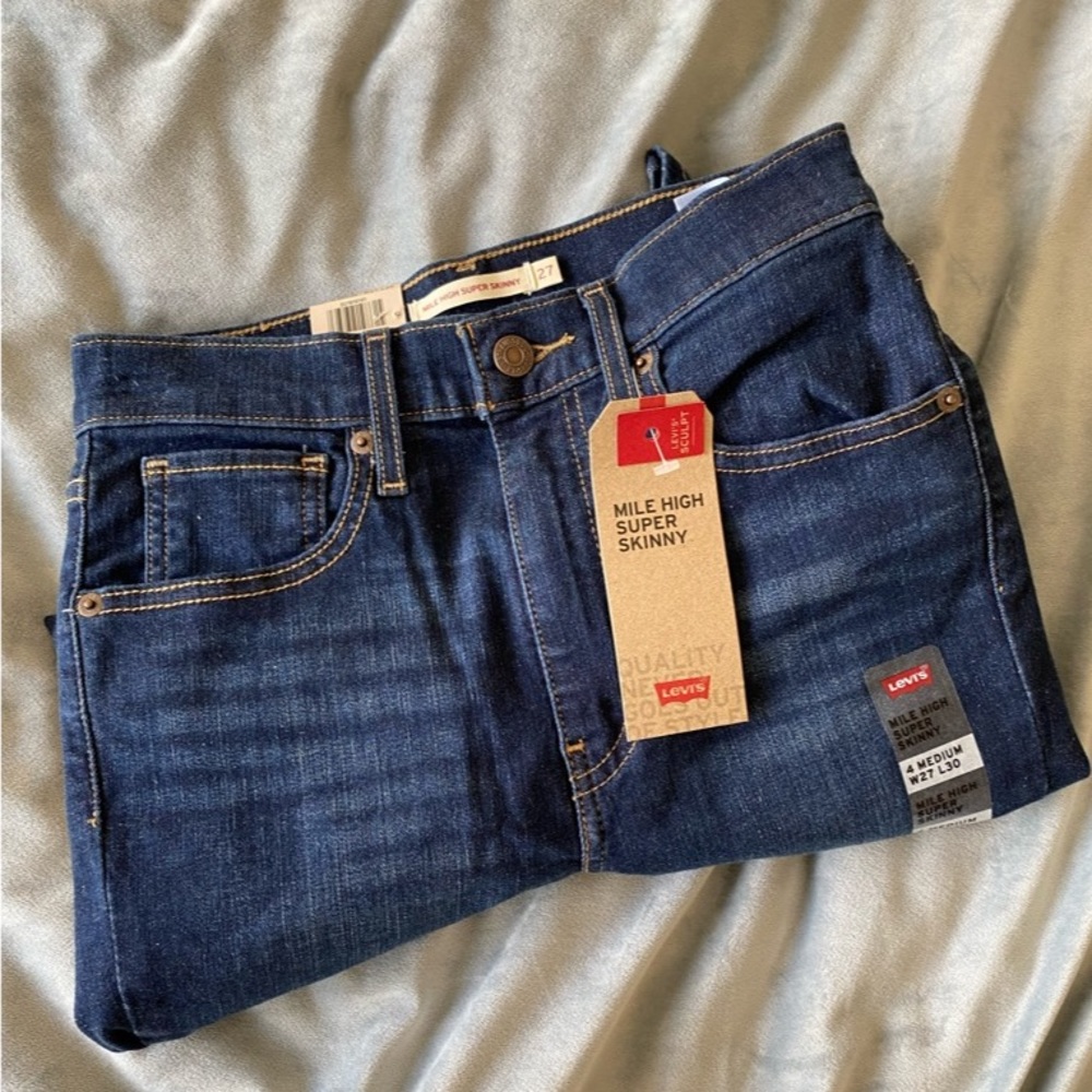 Levis Mile High Super Skinny